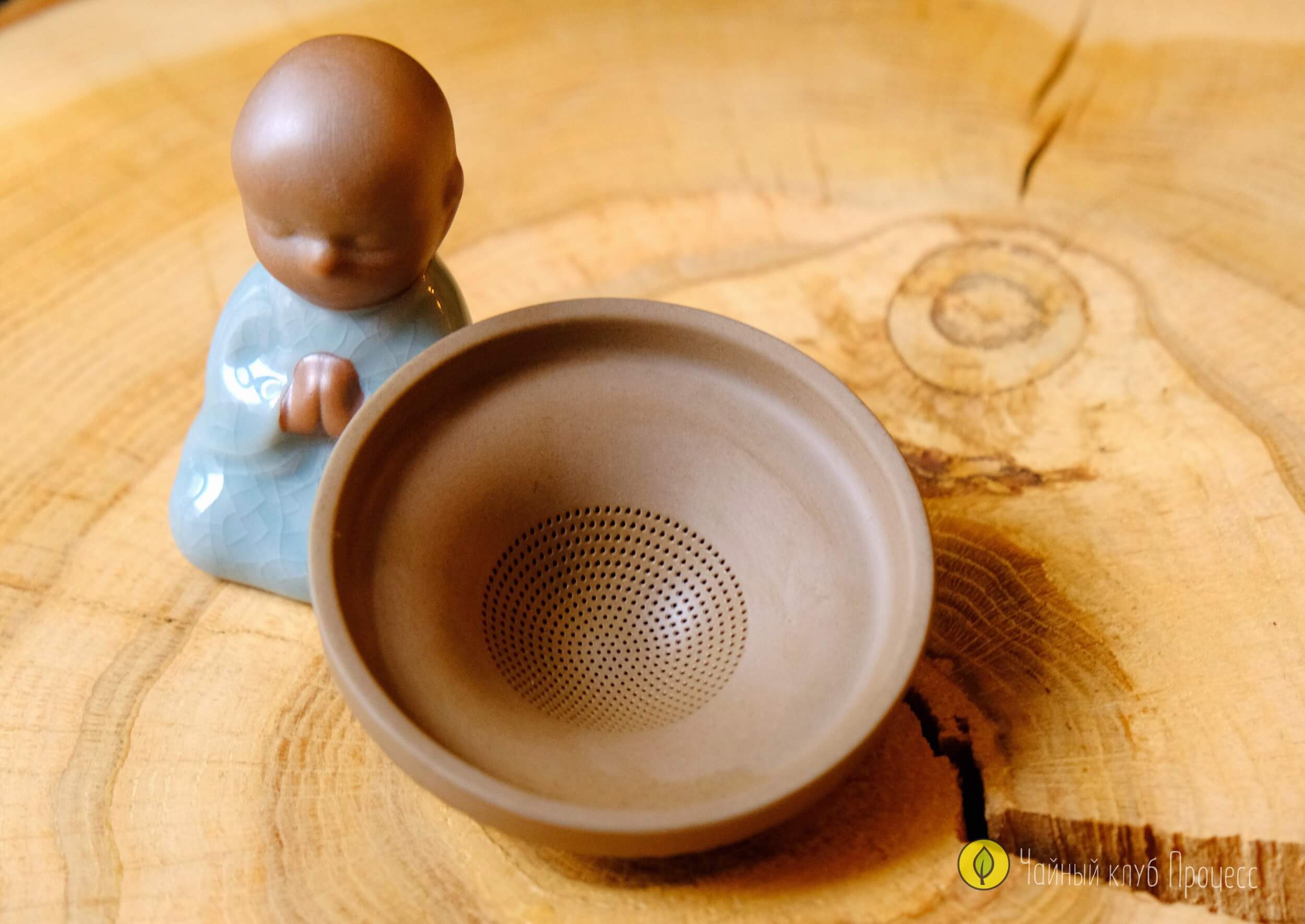 Фигурка-сито «Монах в шляпе»