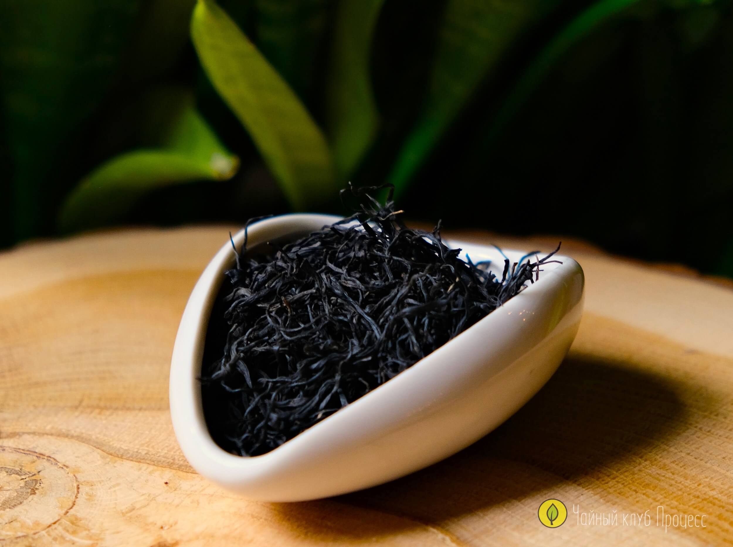 Чжень Шань Сяо Чжун Премиум - красный чай из Фуцзяни