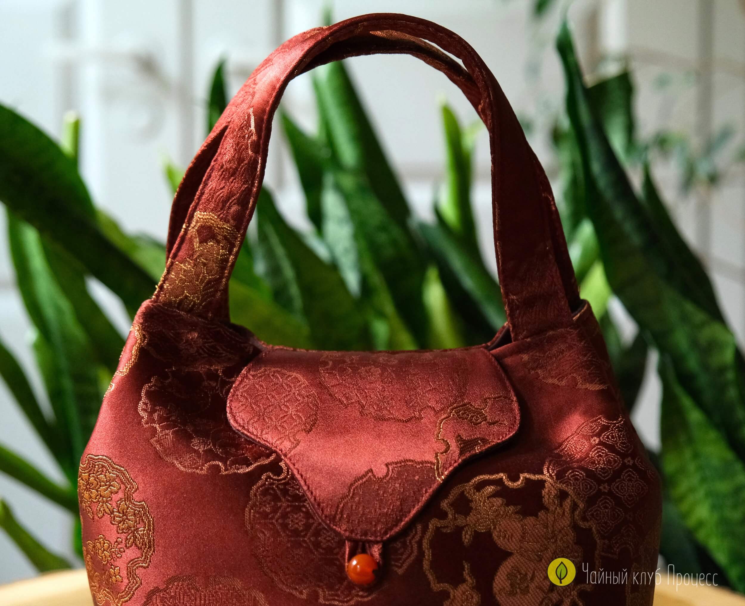 Сумка для чайной посуды «Красное золото»
