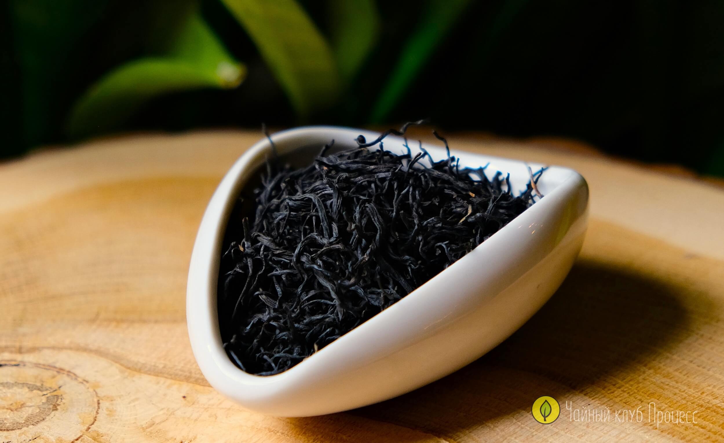 Чжень Шань Сяо Чжун Премиум - красный чай из Фуцзяни