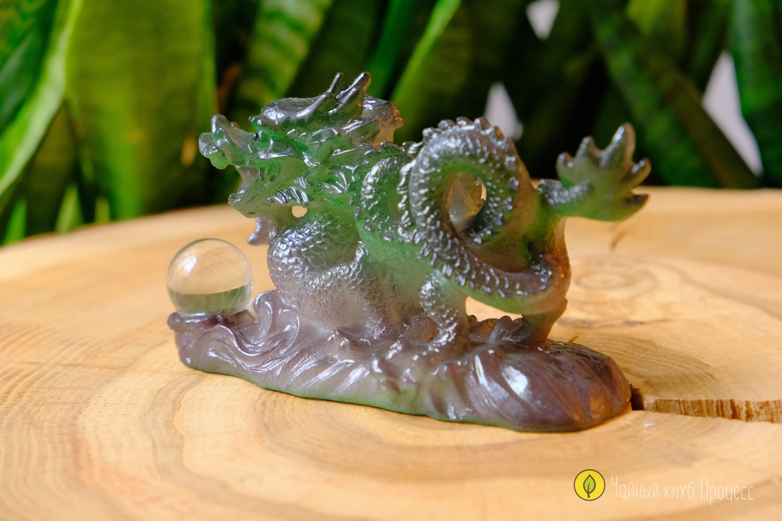 Фигурка на чабань "Дракон, меняющий цвет"