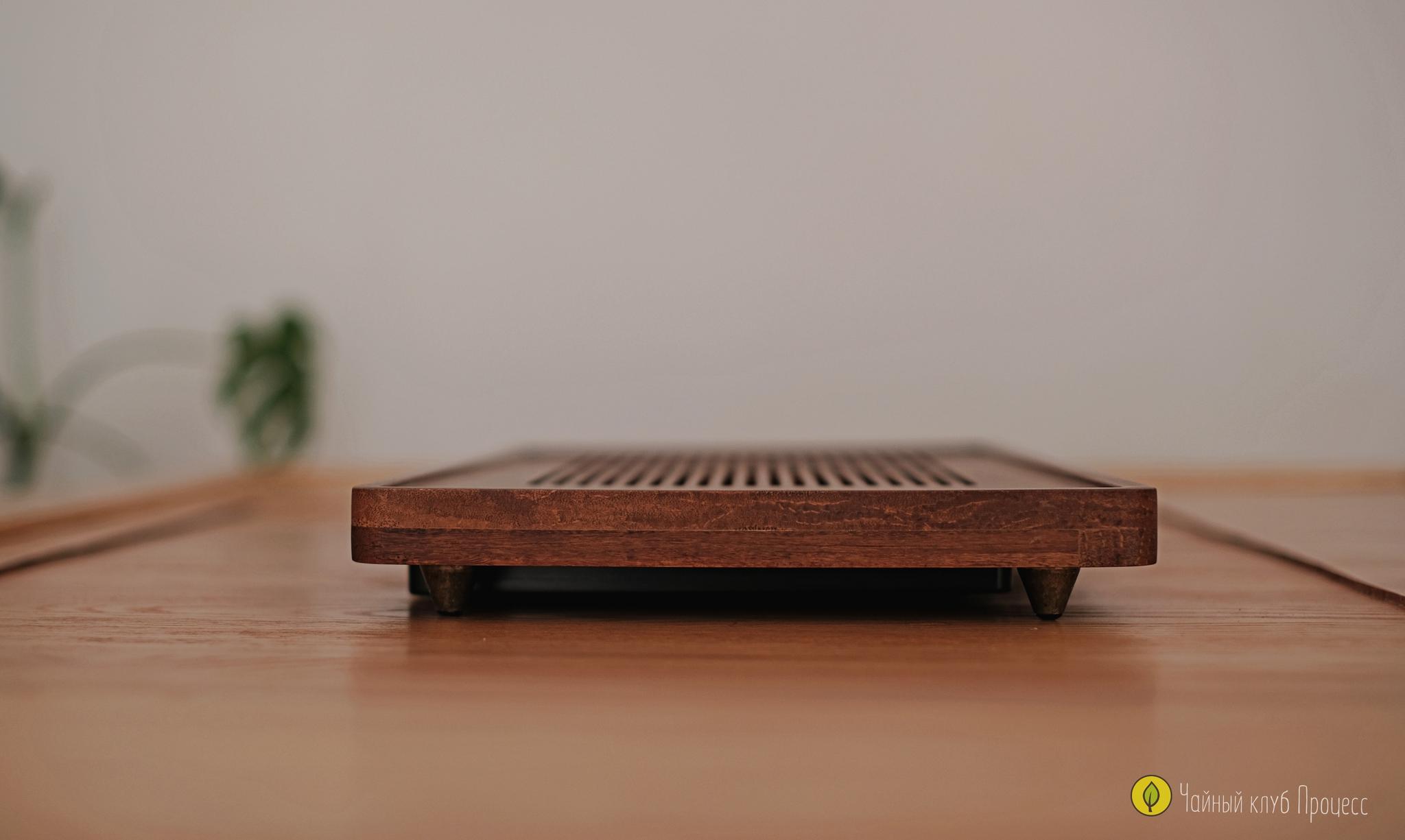 Минималистичная Чабань из палисандра