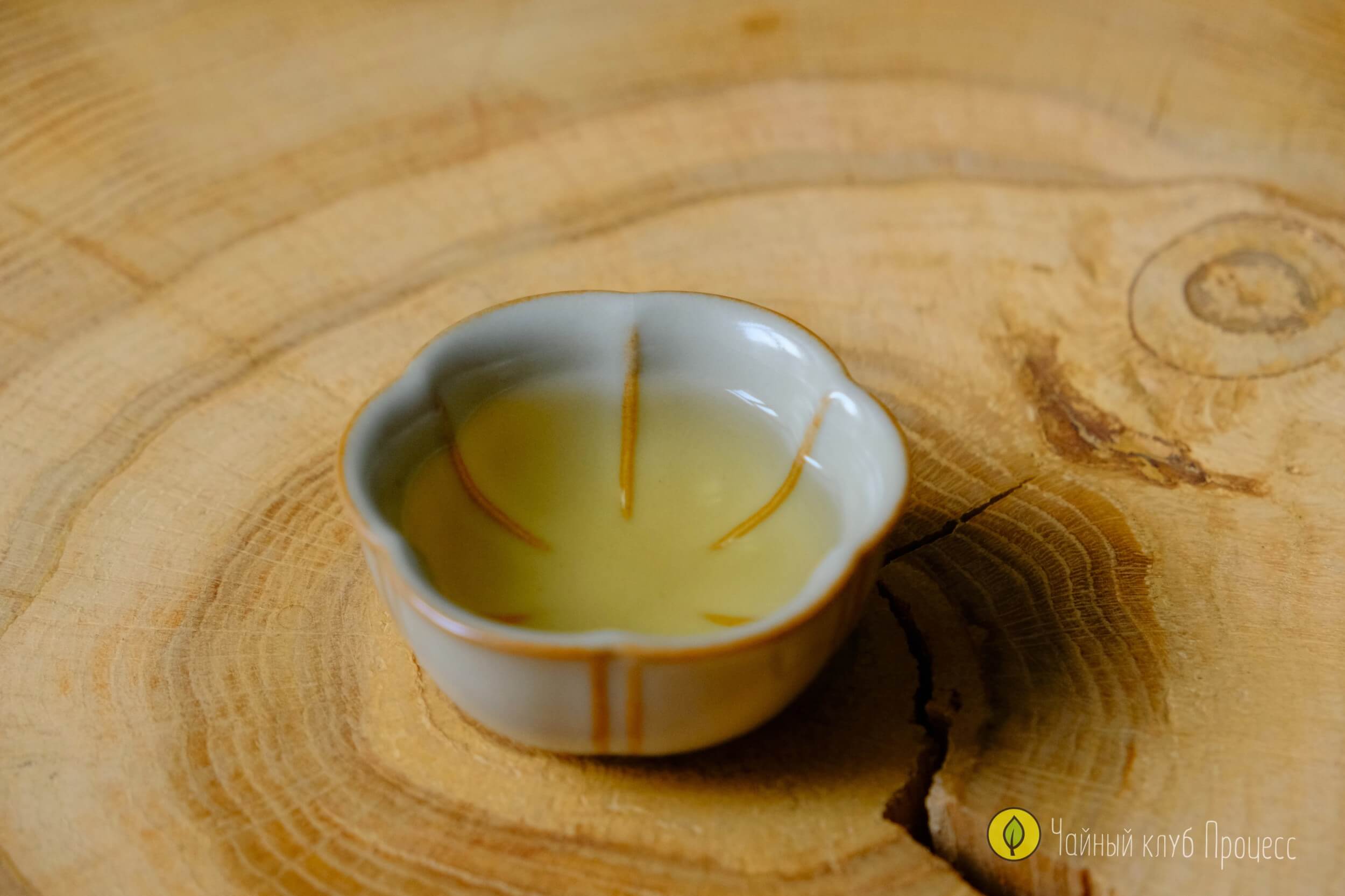 Пиала жу яо «Мэйхуа», кремовая