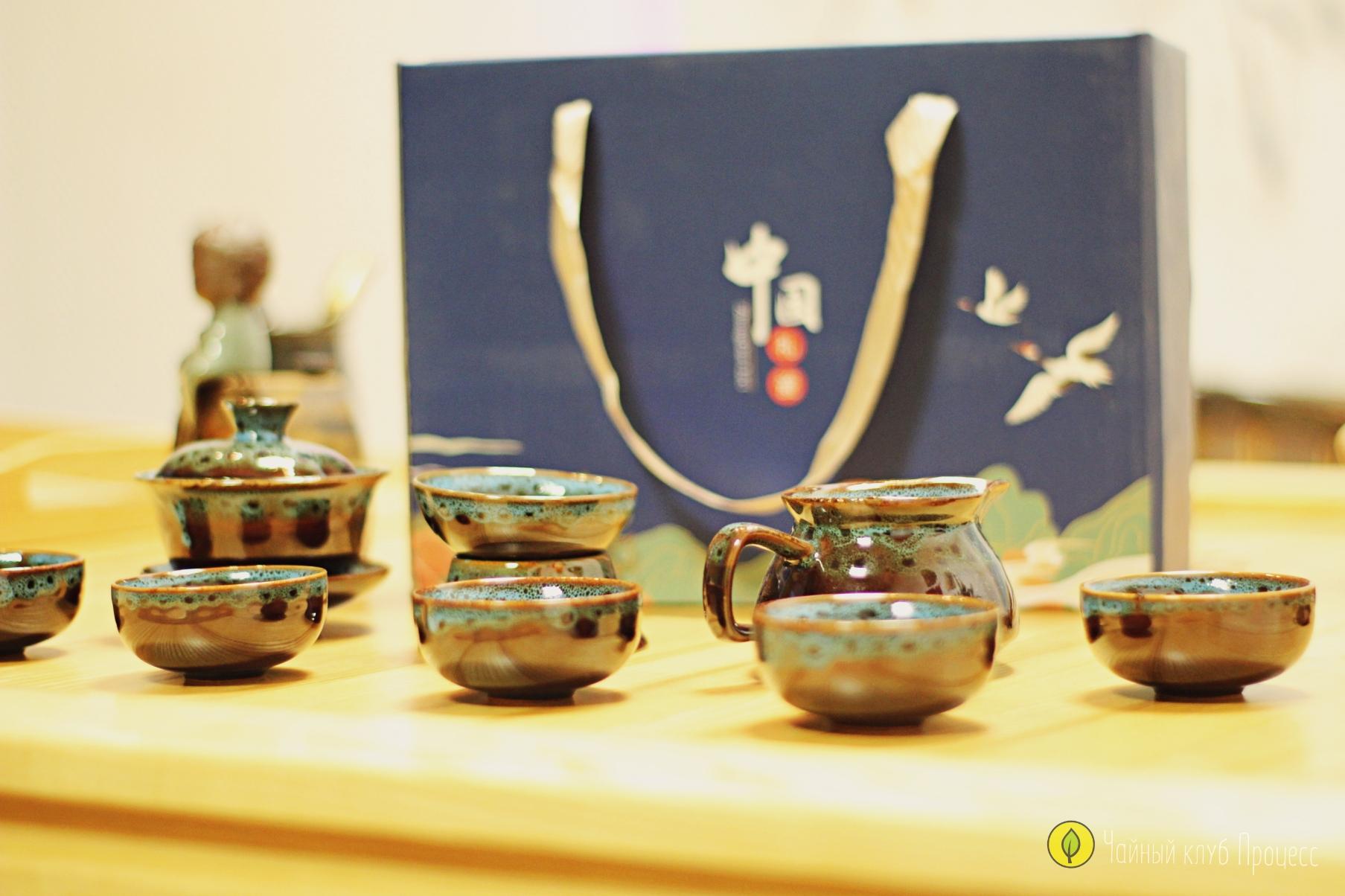 Набор посуды для чайной церемонии с карпом