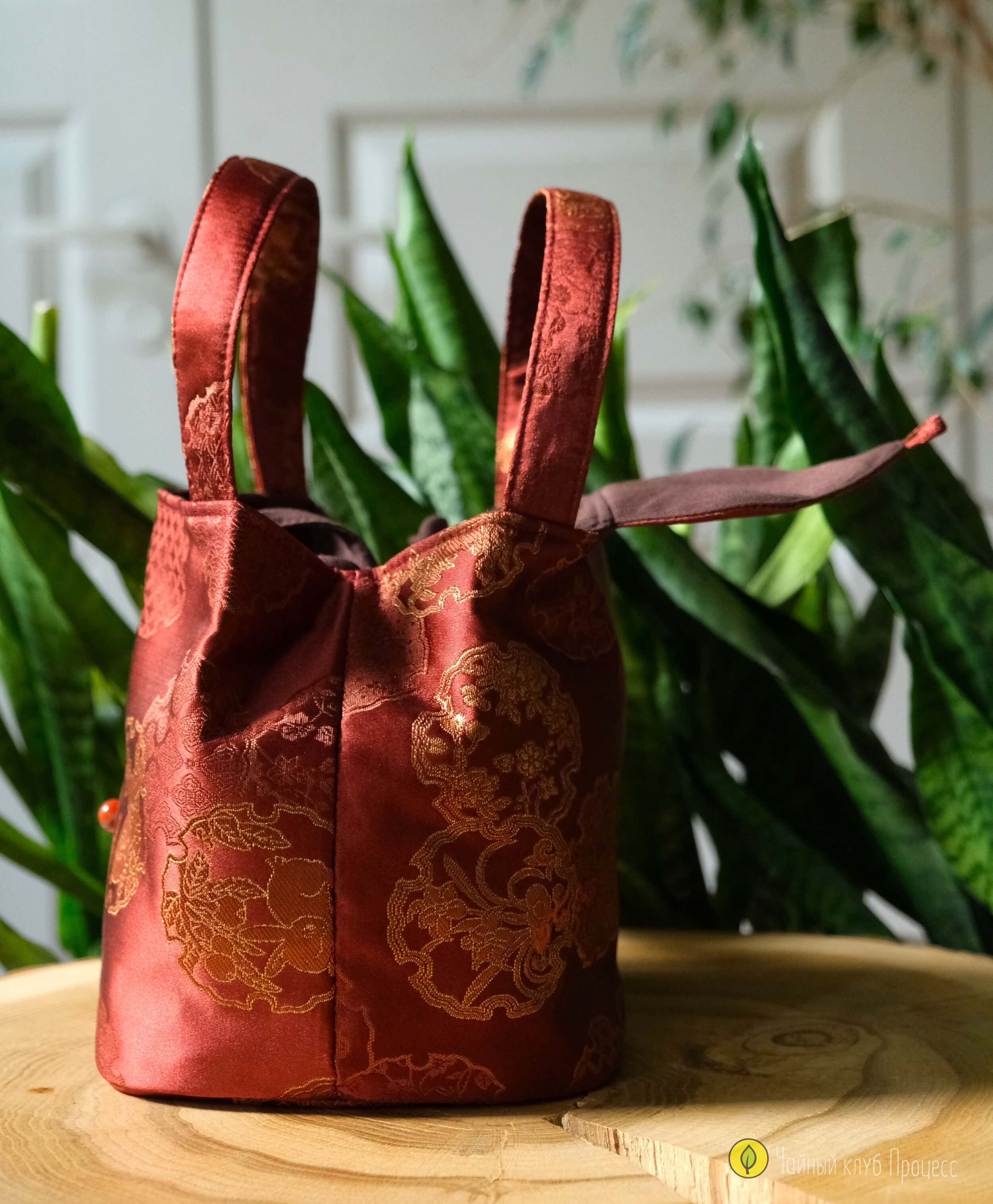 Сумка для чайной посуды «Красное золото»