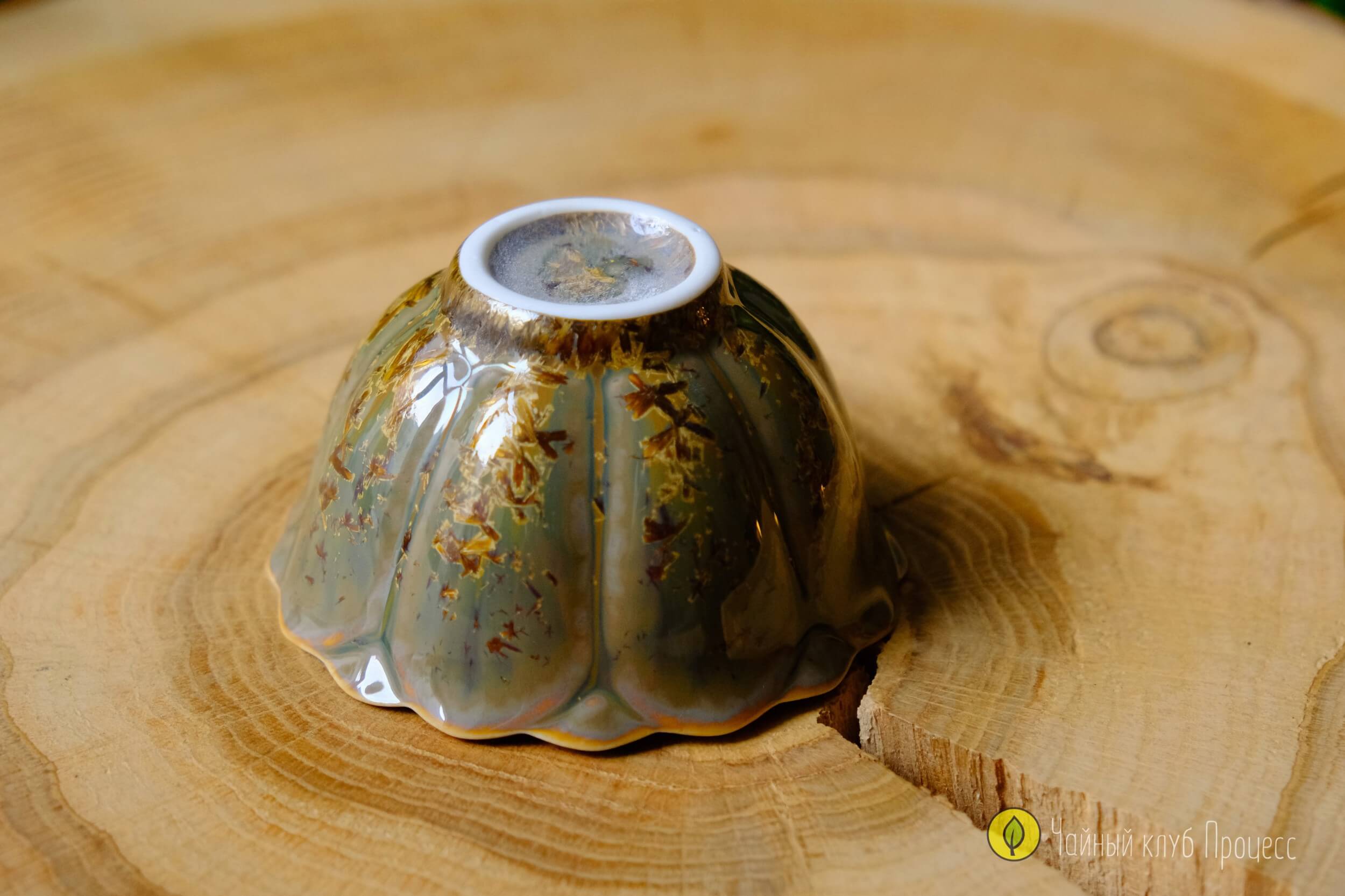  Пиала «Золотые лепестки» 110 мл — глазурь яо-бянь, подарочная коробка