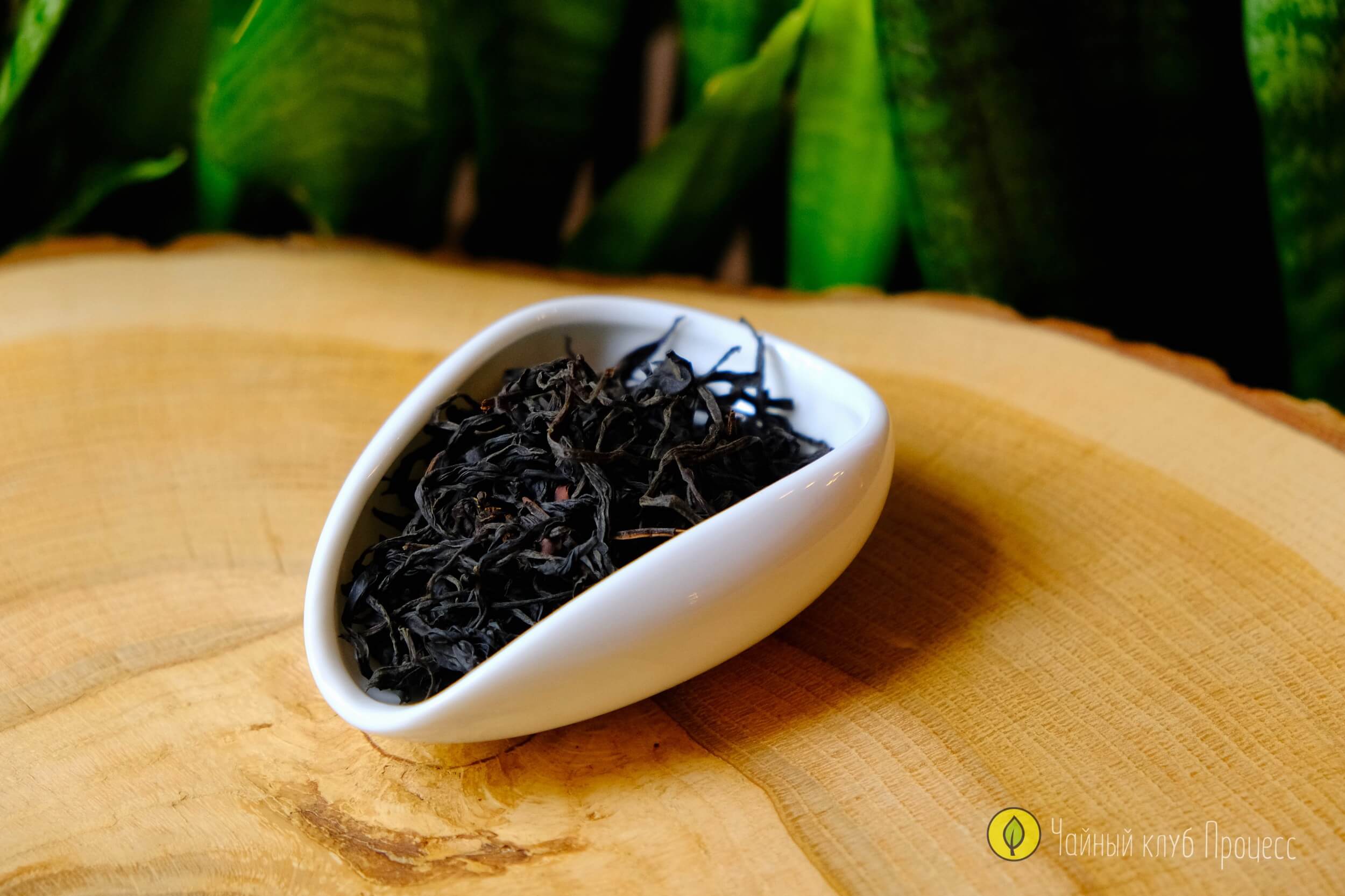 Юньнань Е Шен Хун Ча