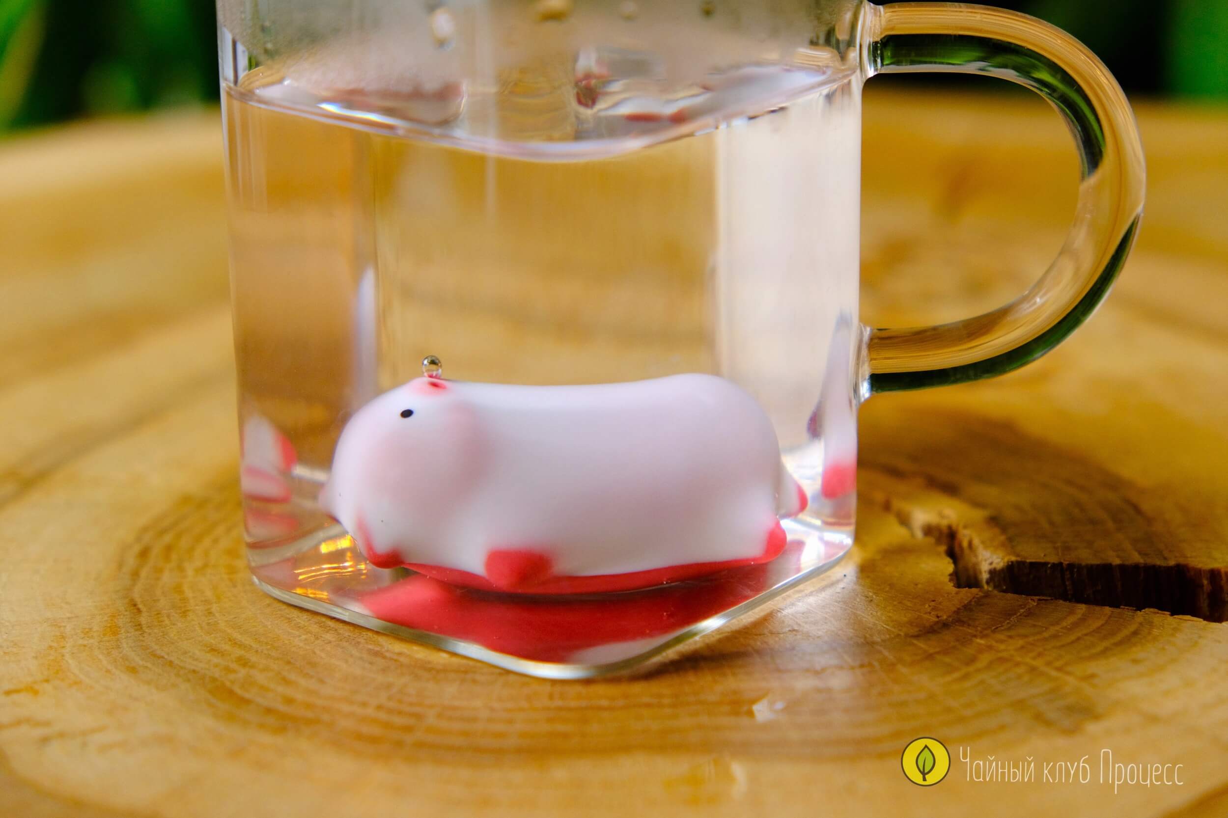  Чайная фигурка «Свинка с пузырьками»