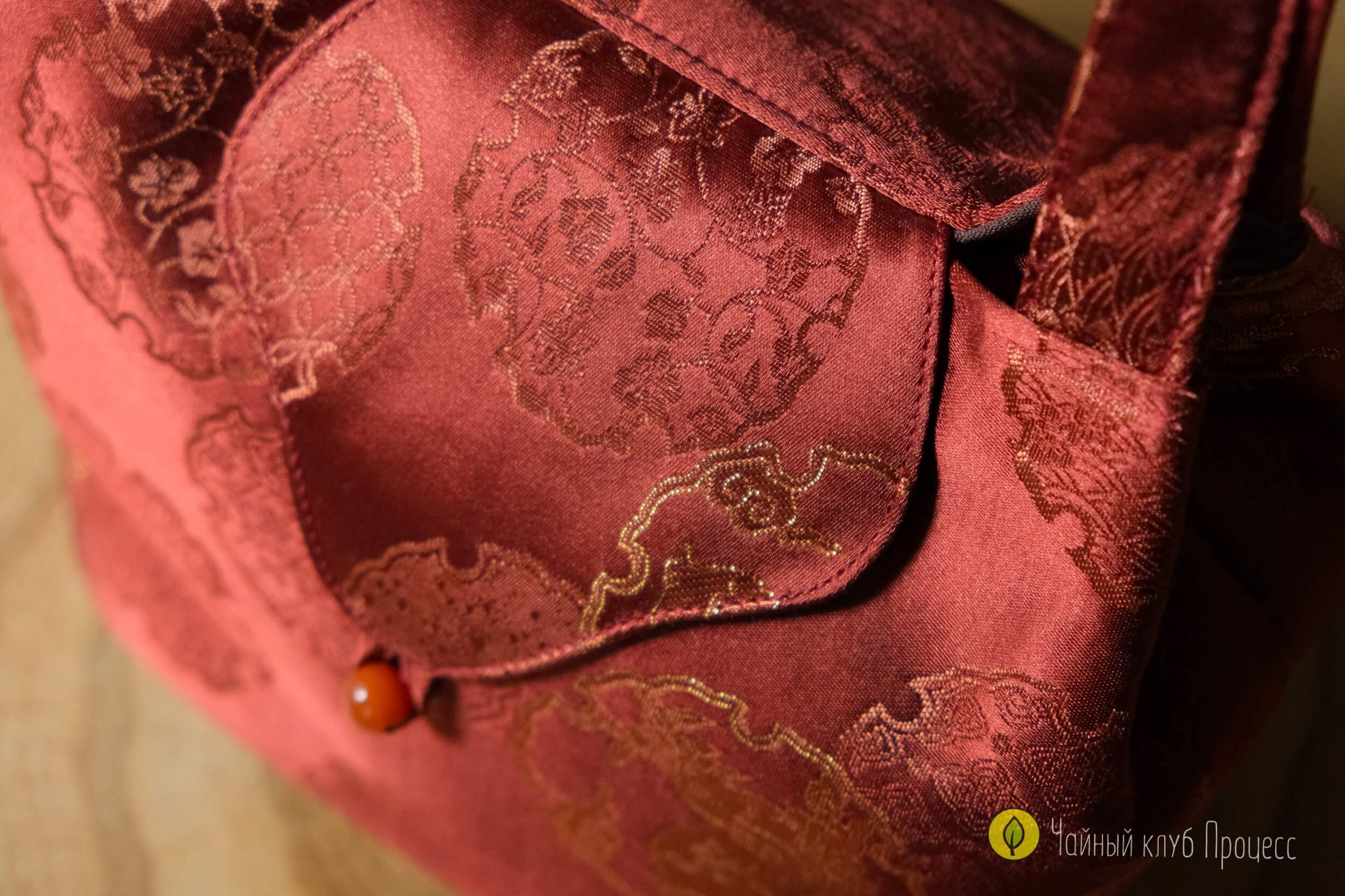 Сумка для чайной посуды «Красное золото»