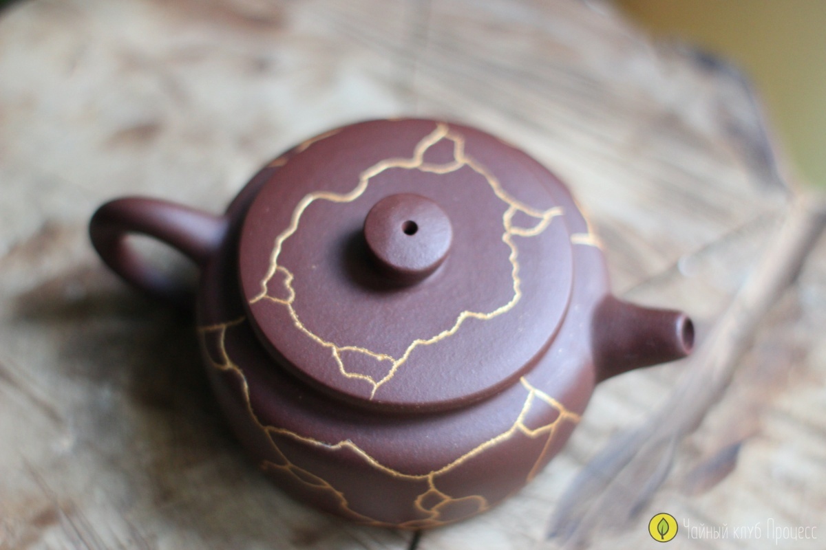 Чайник из исинской глины "Кинцуги"