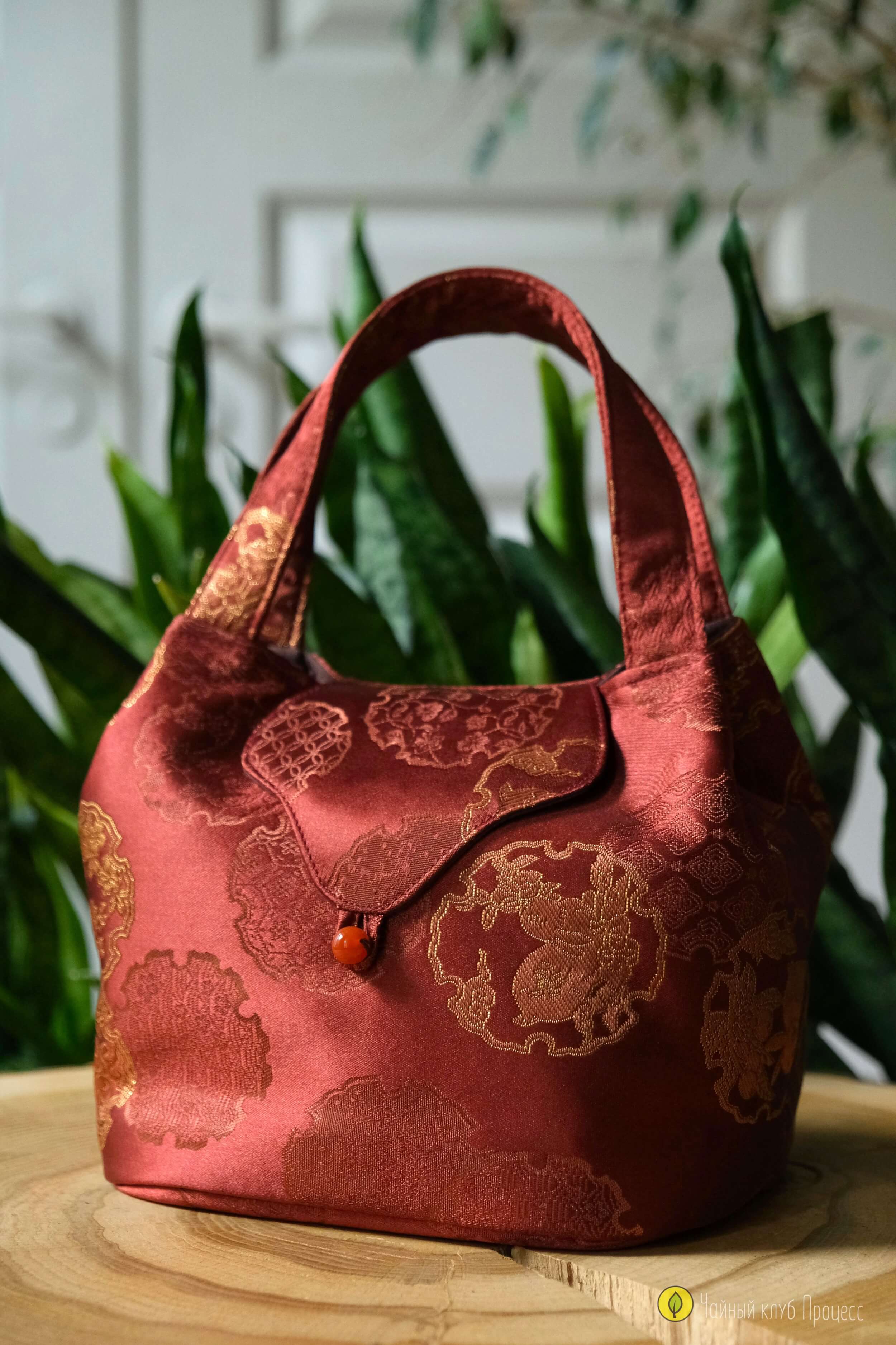 Сумка для чайной посуды «Красное золото»
